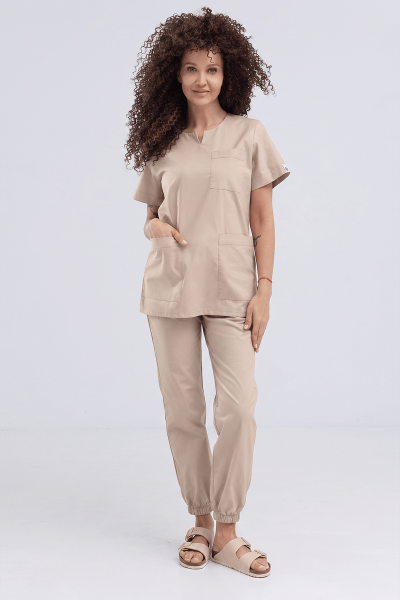 W20f eco Bluza medyczna damska 100% bawełna z 3 kieszeniami ciepły beż W20f eco Bluza medyczna damska 100% bawełna z 3 kieszeniami ciepły beż